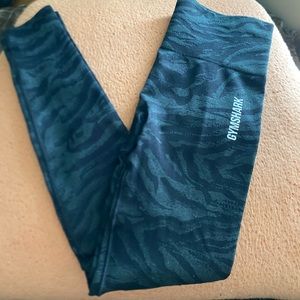 Gymshark adapt animal leggings (black zebra print)